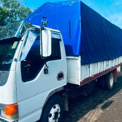 Isuzu de 6 toneladas
